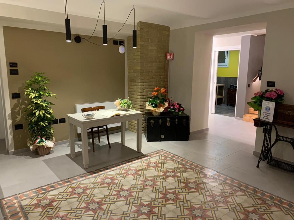 Babo Agriturismo Conviviale 卡斯塔诺兰泽 外观 照片